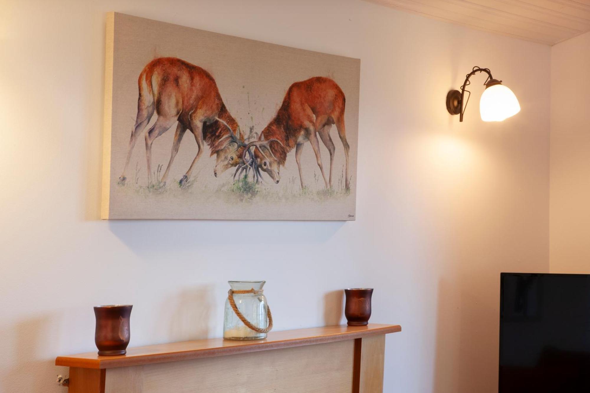 Appin Holiday Homes -Caravans, Lodges, Shepherds Hut And Train Carriage Stays Exterior photo