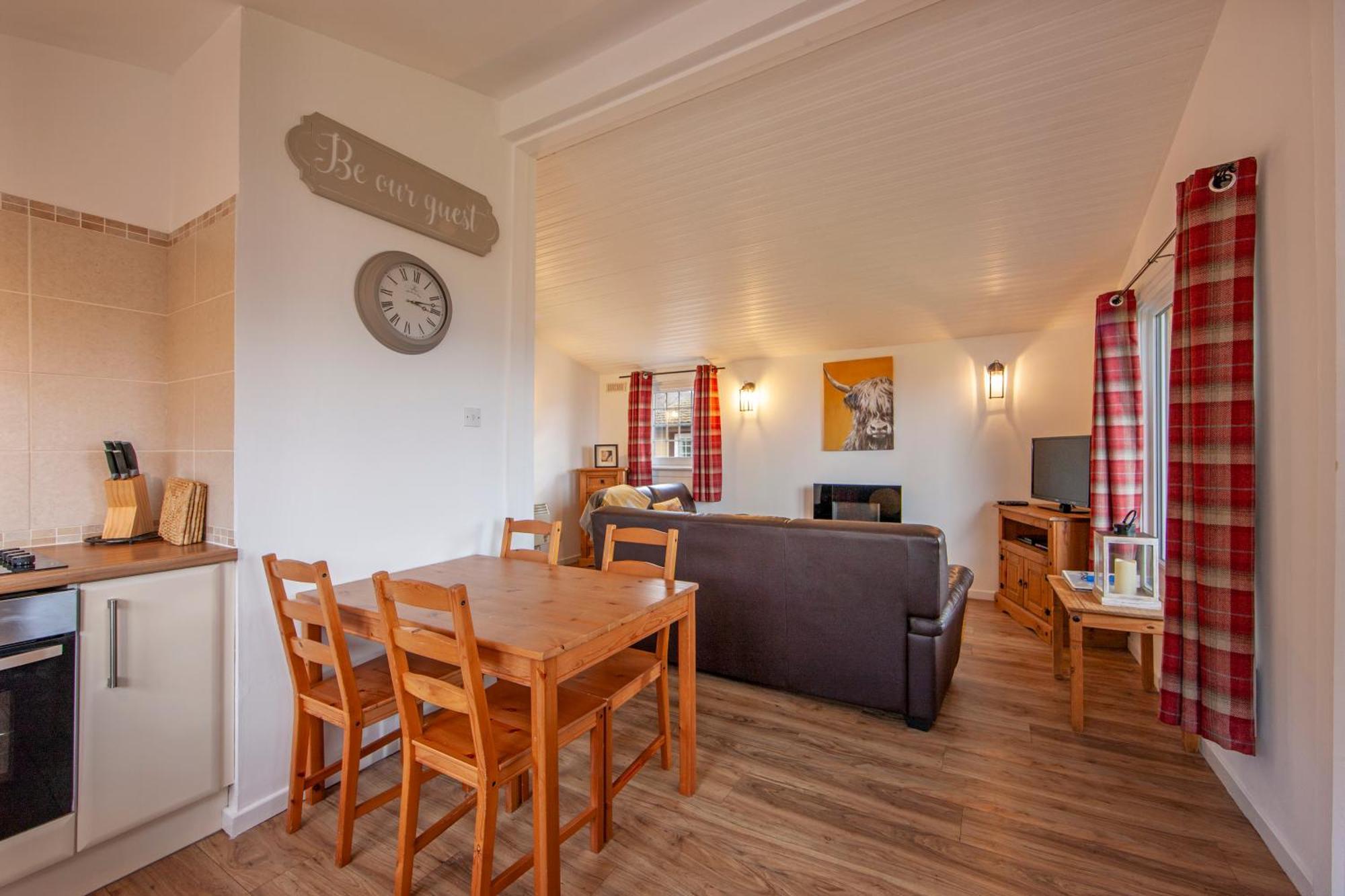 Appin Holiday Homes -Caravans, Lodges, Shepherds Hut And Train Carriage Stays Exterior photo
