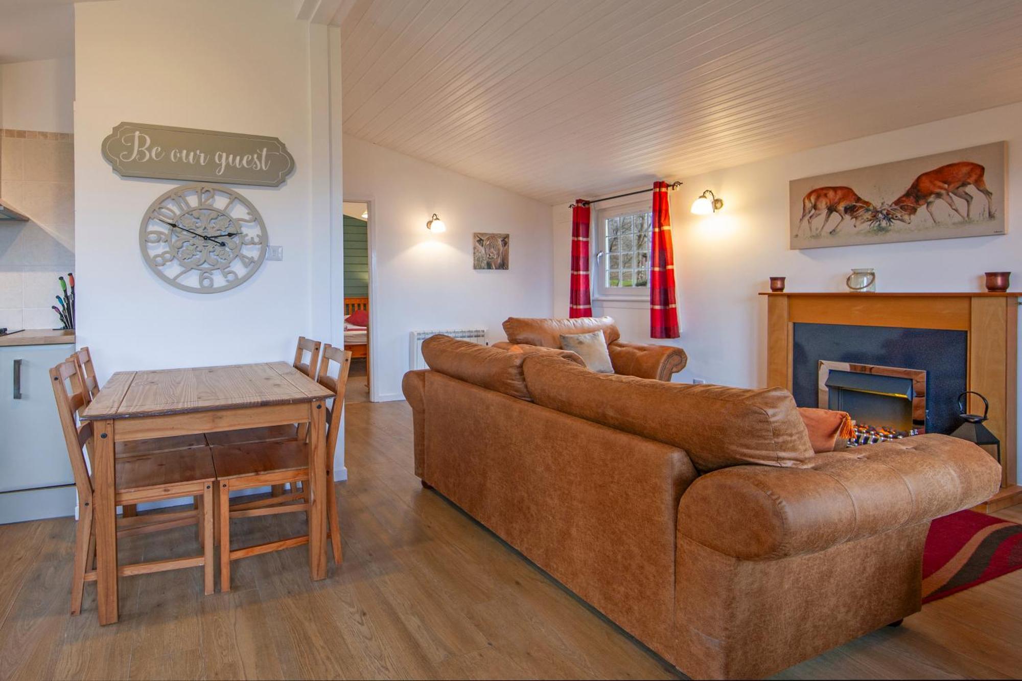 Appin Holiday Homes -Caravans, Lodges, Shepherds Hut And Train Carriage Stays Exterior photo