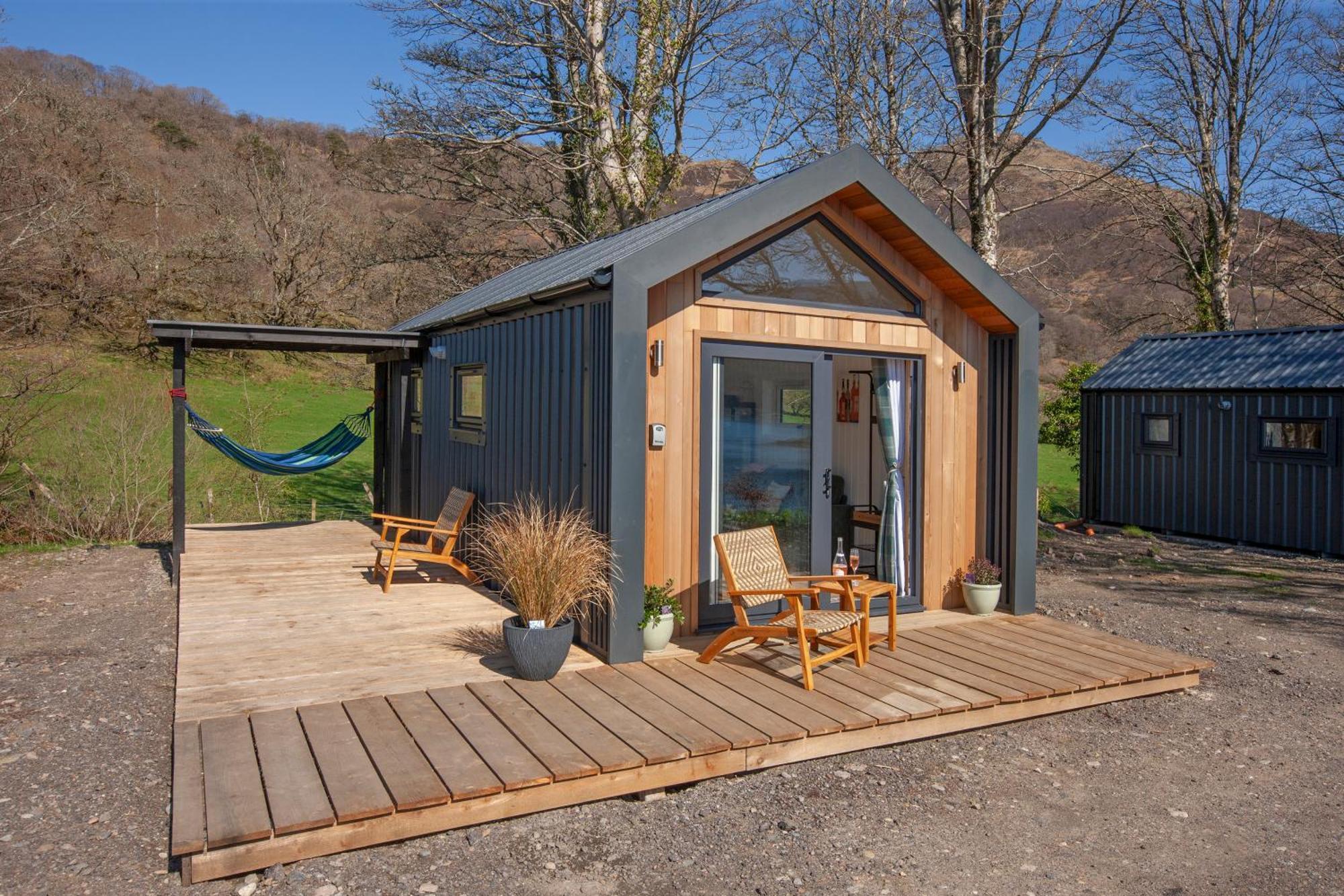 Appin Holiday Homes -Caravans, Lodges, Shepherds Hut And Train Carriage Stays Exterior photo