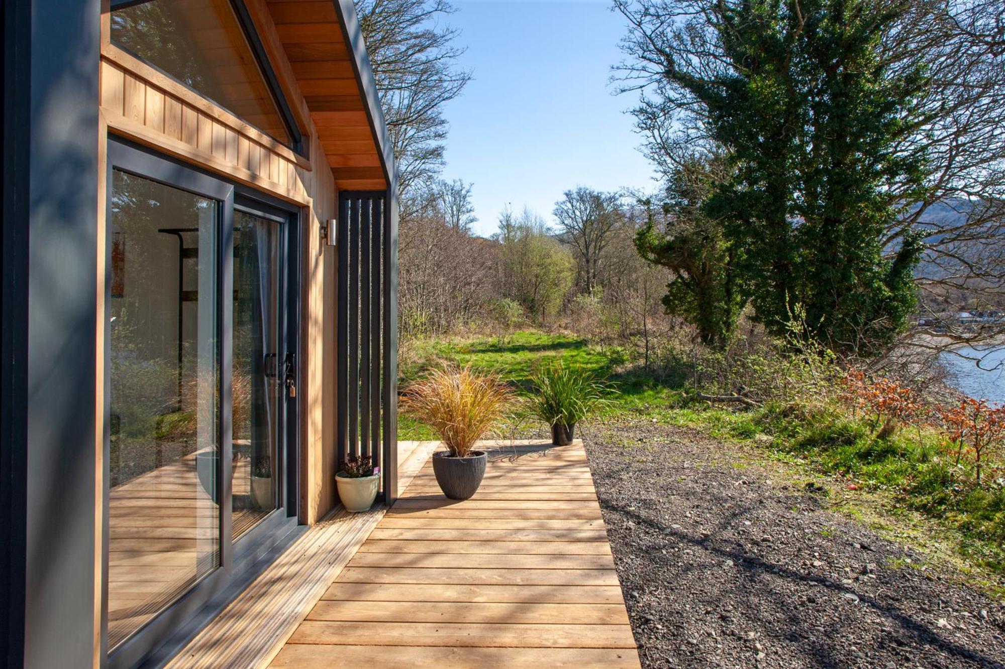 Appin Holiday Homes -Caravans, Lodges, Shepherds Hut And Train Carriage Stays Exterior photo